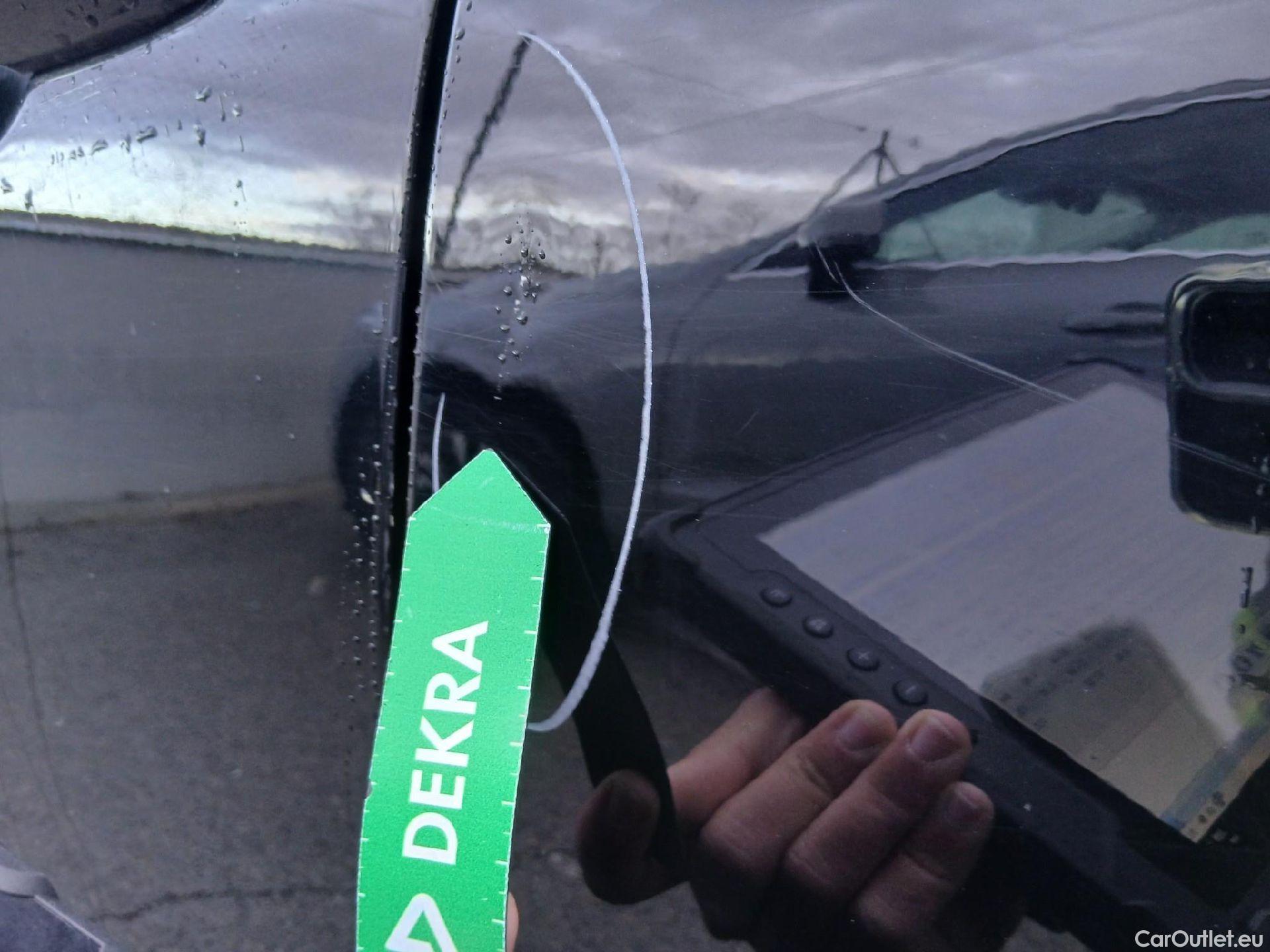  Volvo  XC60 VOLVO  / 2017 / 5P / todoterreno 2.0 B4 D Momentum Pro Auto #21