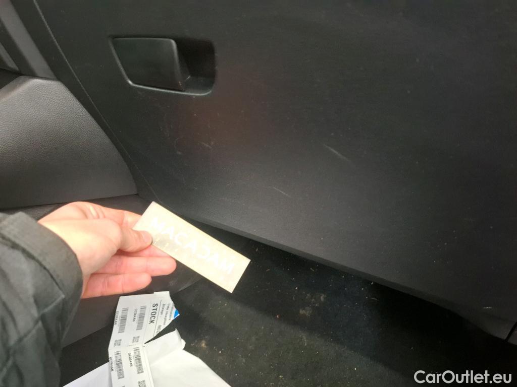  Renault  Captur  II Business Edition 1.0 TCe 90CV BVM6 E6d #17