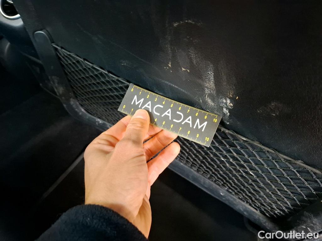  Mercedes  CLA-Klasse MERCEDES-BENZ CLA Coupe / 2019 / 4P / Coupé CLA 180 Progressive Line BA7 #38