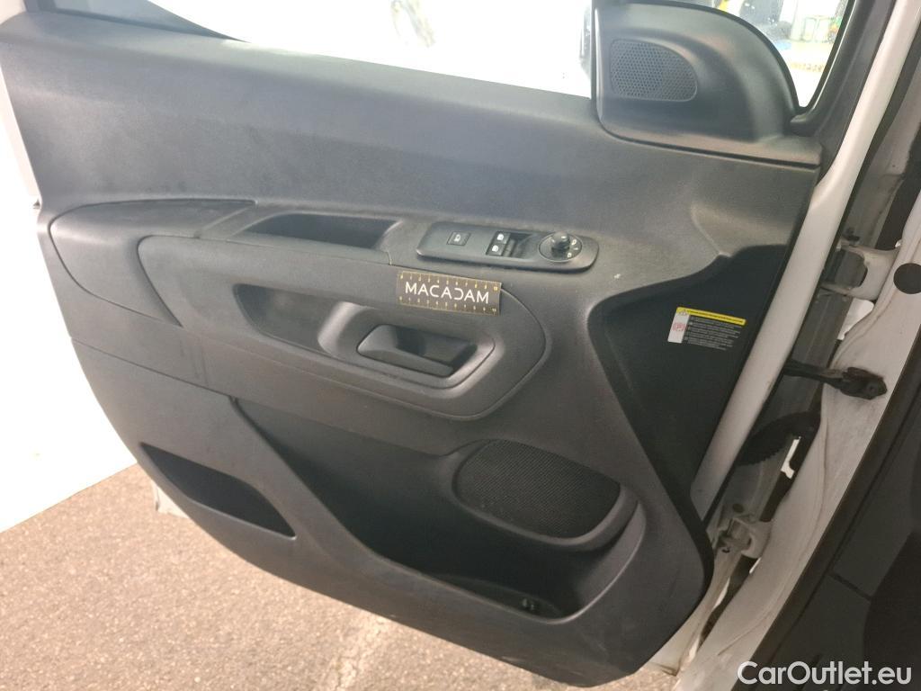  Citroen  Berlingo  Fourgon Club XL 950 1.5 BlueHDi 100CV BVM5 E6dT #40