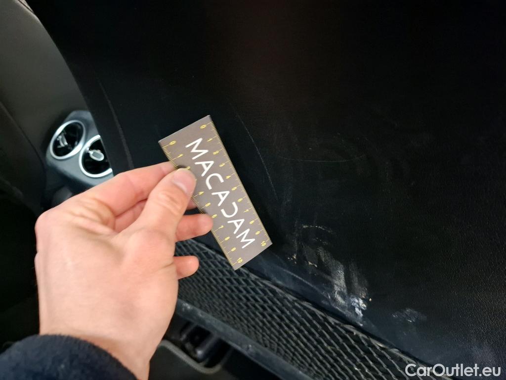  Mercedes  CLA-Klasse MERCEDES-BENZ CLA Coupe / 2019 / 4P / Coupé CLA 180 Progressive Line BA7 #39