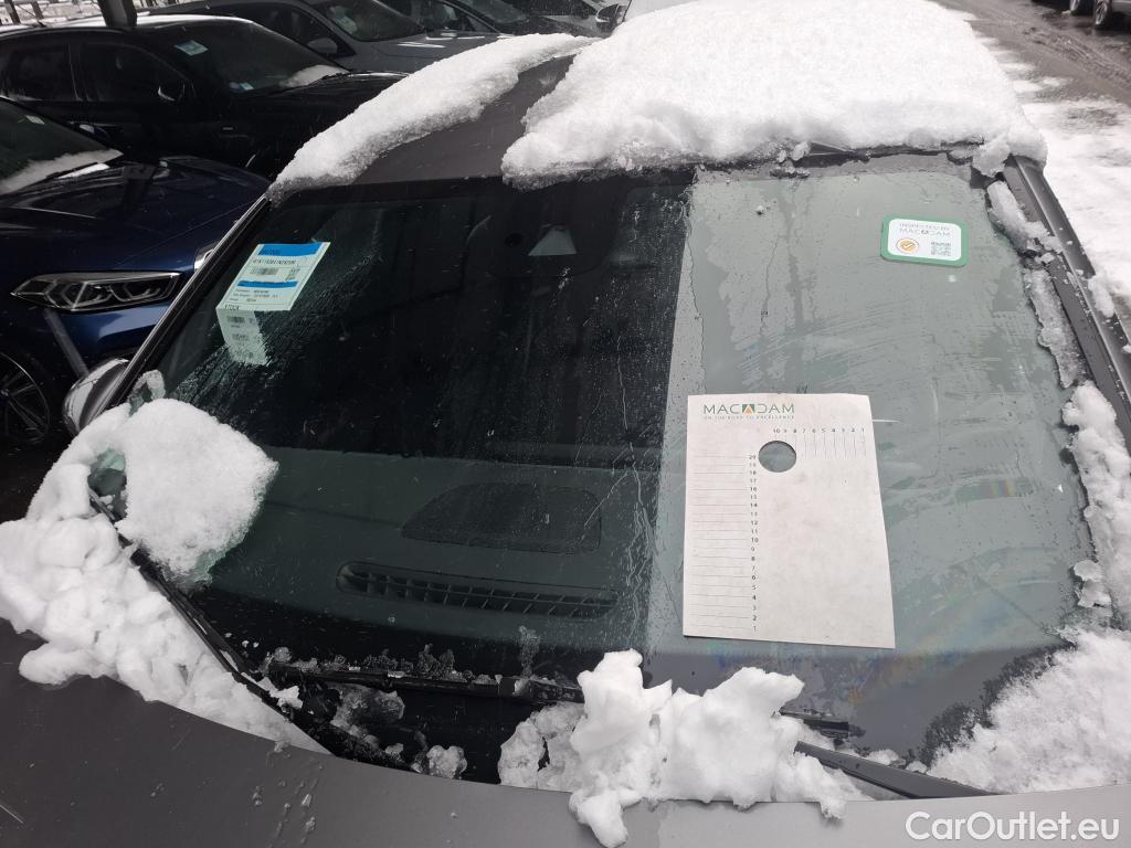  Mercedes  CLA-Klasse MERCEDES-BENZ CLA Coupe / 2019 / 4P / Coupé CLA 180 Progressive Line BA7 #7