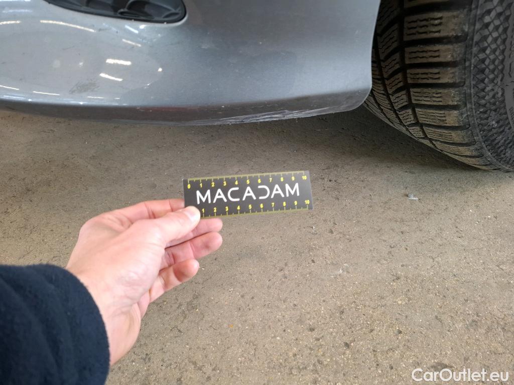  Mercedes  CLA-Klasse MERCEDES-BENZ CLA Coupe / 2019 / 4P / Coupé CLA 180 Progressive Line BA7 #18