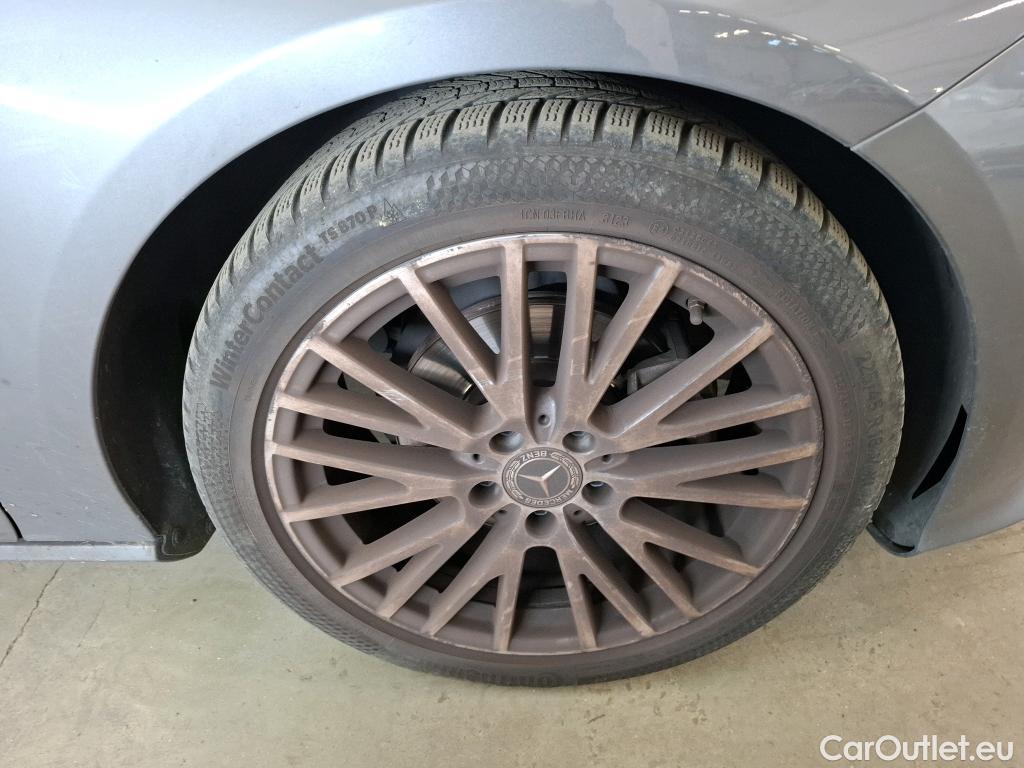  Mercedes  CLA-Klasse MERCEDES-BENZ CLA Coupe / 2019 / 4P / Coupé CLA 180 Progressive Line BA7 #29