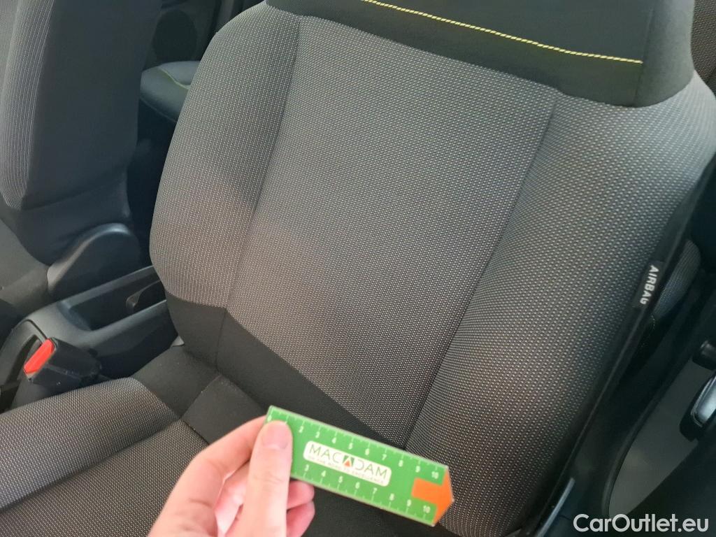  Citroen  C3  Feel Pack 1.2 PureTech 80CV BVM5 E6d #19