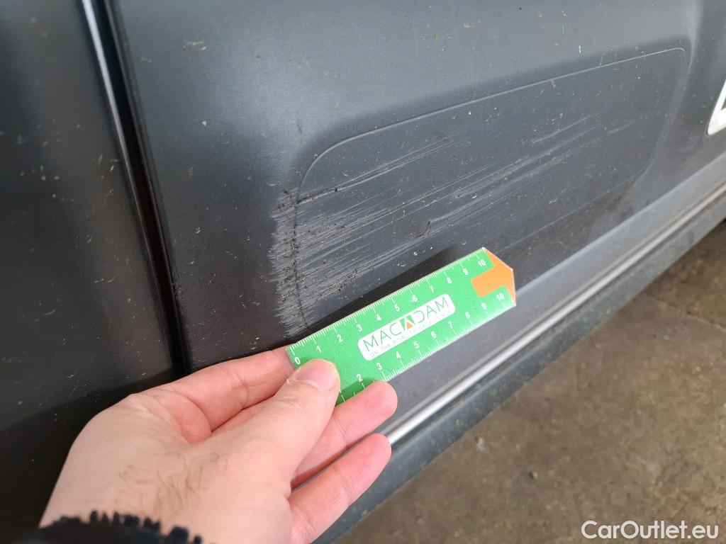  Citroen  C3  Feel Pack 1.2 PureTech 80CV BVM5 E6d #23