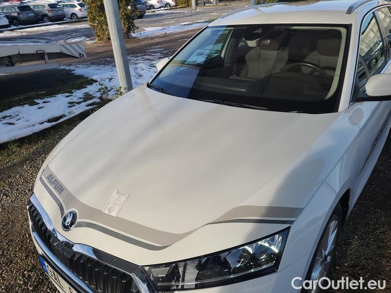  Skoda  Octavia  Combi (NX3)(2020) Škoda Oct.Com.1.5 e-TEC 110 Style AT #11