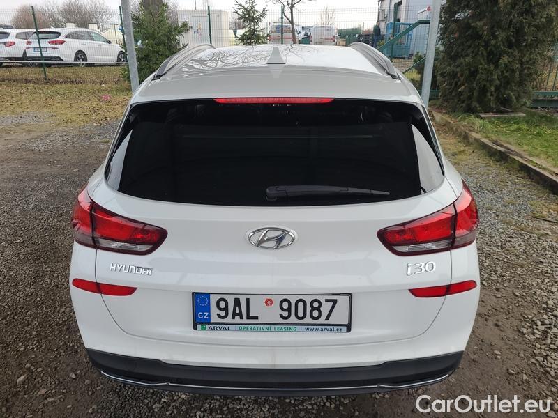  Hyundai  i30   cw (PD)(2017->)  kom.1.5T-GDI Smart 5d #13