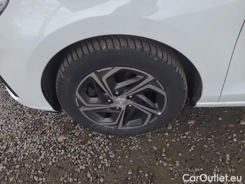  Hyundai  i30   cw (PD)(2017->)  kom.1.5T-GDI Smart 5d #8