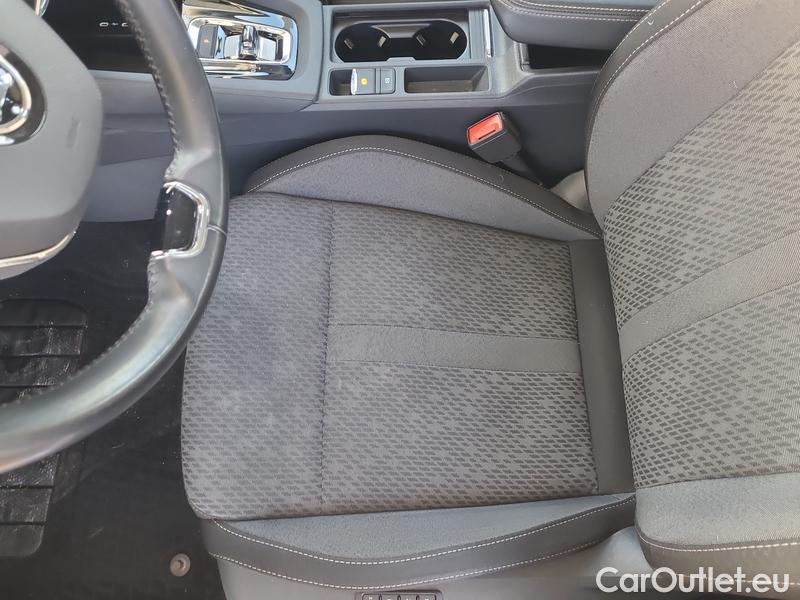  Skoda  Octavia  Combi (NX3)(2020) Škoda Oct.Com.1.5 e-TEC 110 Style AT #10