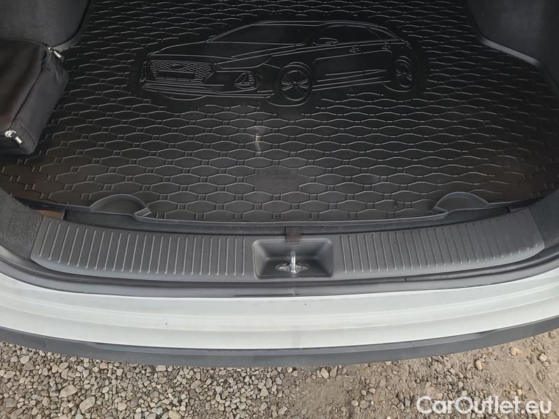  Hyundai  i30   cw (PD)(2017->)  kom.1.5T-GDI Smart 5d #15