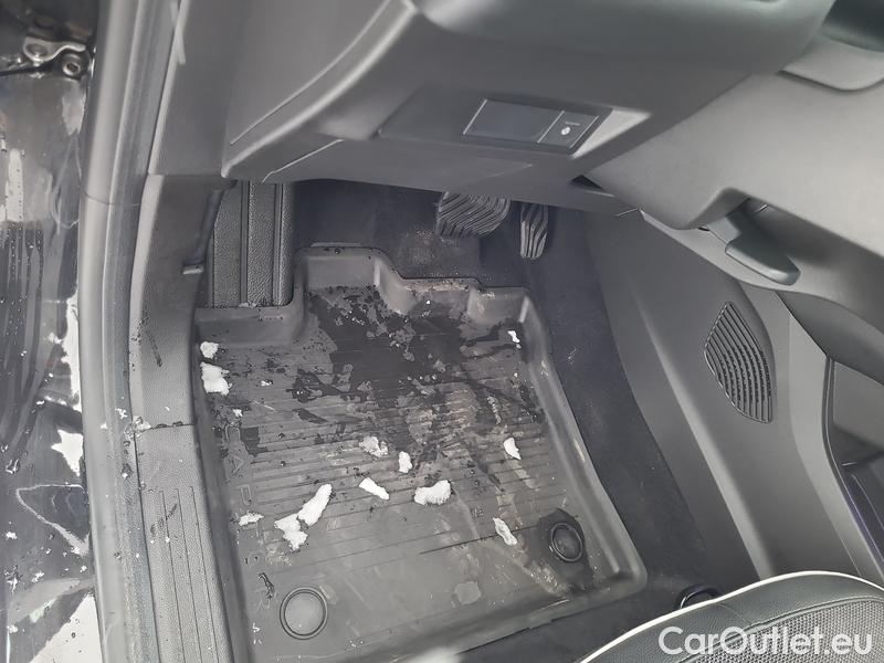  Renault  Captur  (2020)  E-TECH 160 Intens AT #14