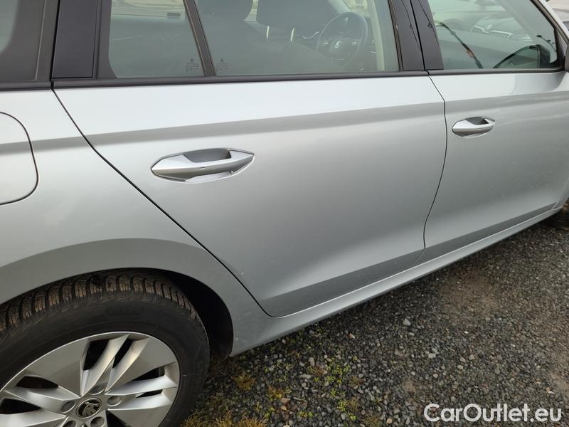  Skoda  Octavia  Combi (NX3)(2020) Oct.Combi 2.0TDI 85 Ambition #18