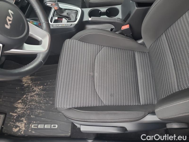  KIA  Cee'd Ceed Sportswagon (2018->) Ceed SW 1.5 T-GDI 118 Top AT #6