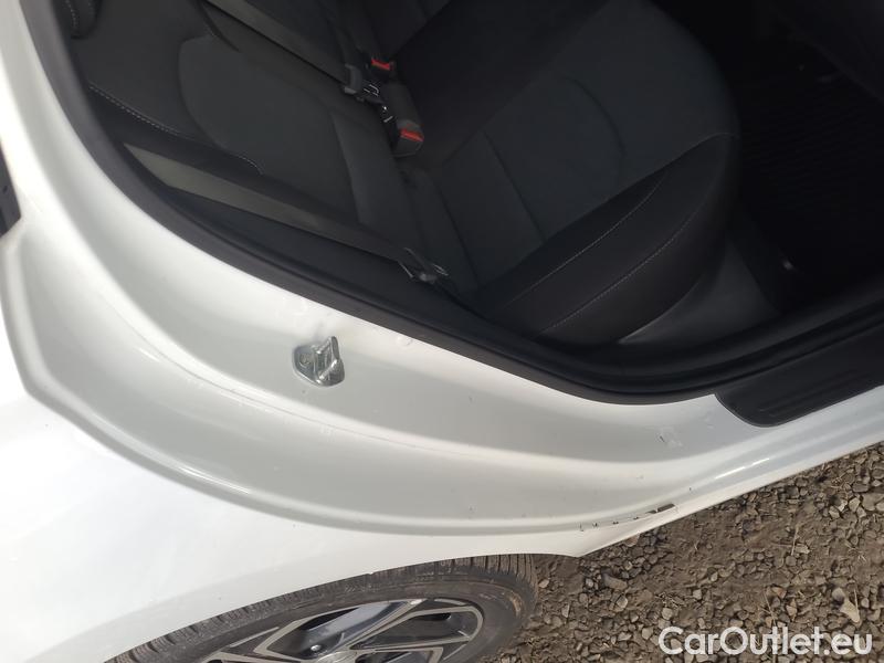  Hyundai  i30   cw (PD)(2017->)  kom.1.5T-GDI Smart 5d #18