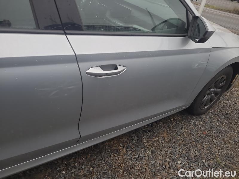  Skoda  Octavia  Combi (NX3)(2020) Oct.Combi 2.0TDI 85 Ambition #23