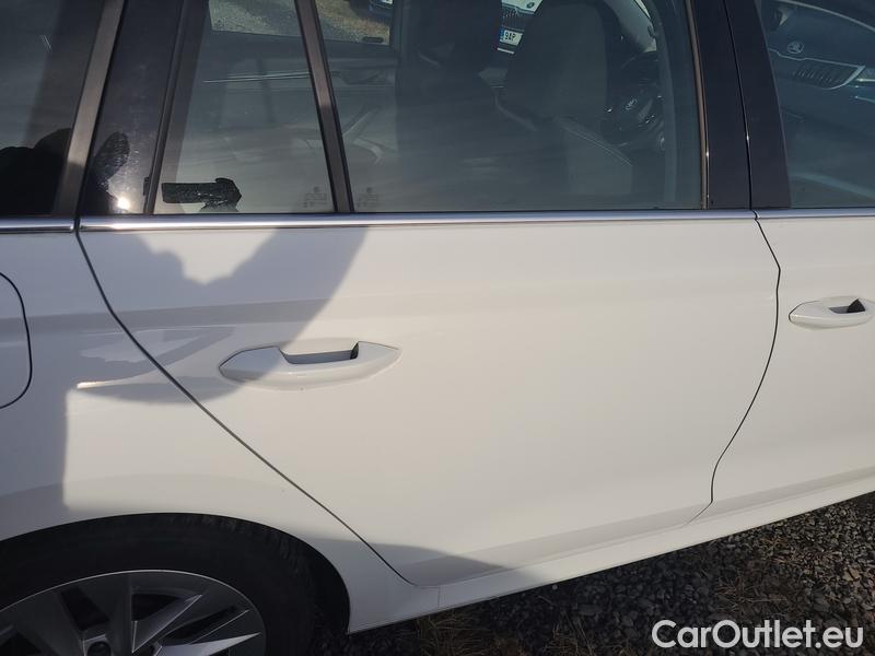  Skoda  Octavia  Combi (NX3)(2020) Škoda Oct.Com.1.5 e-TEC 110 Style AT #15