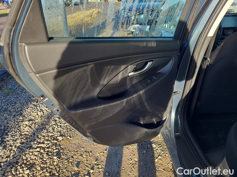  Hyundai  i30  (PD)(01.2017  ->)  1.5i CVVT Comfort kombi 5d #4