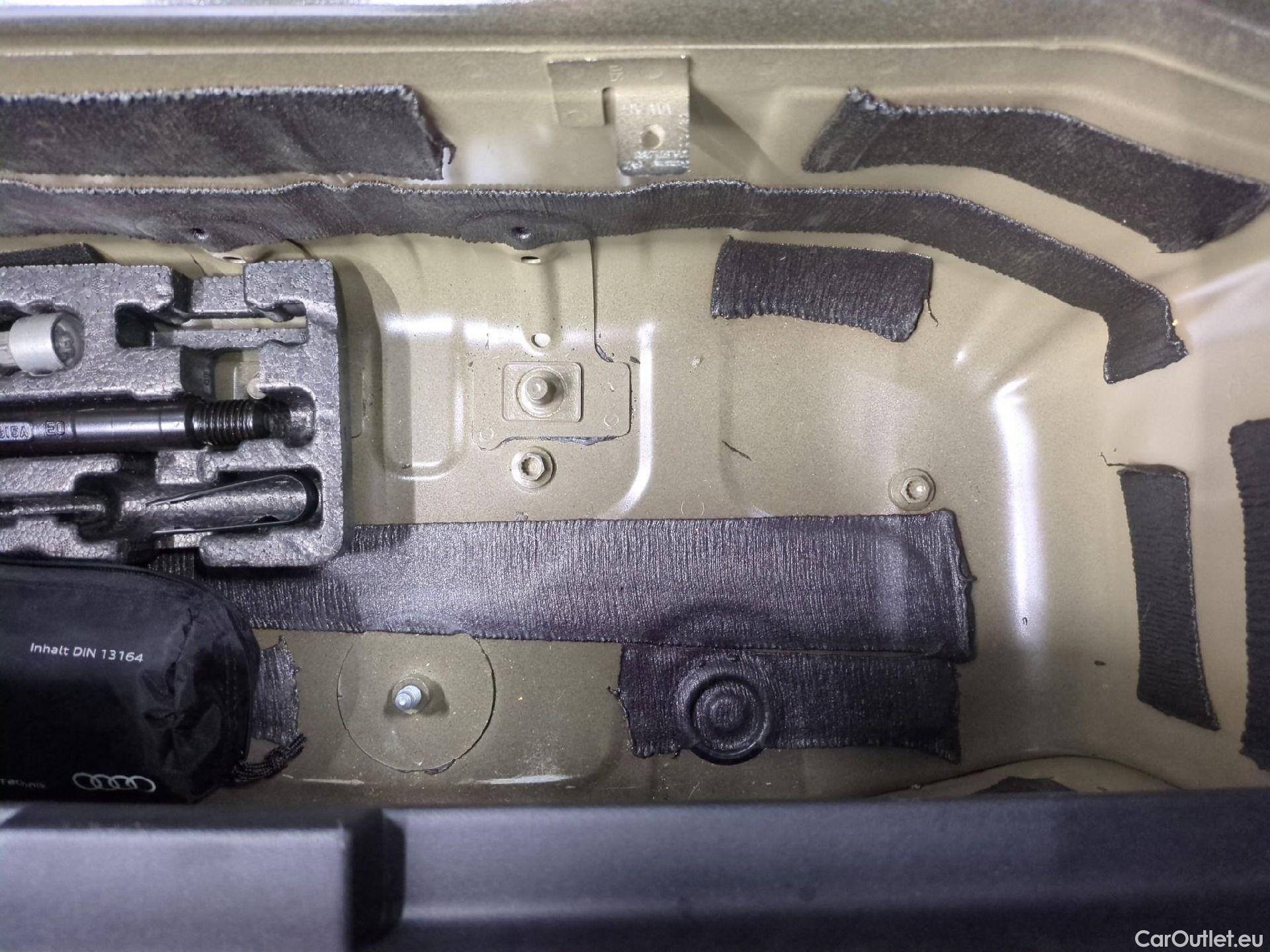  Audi  Q4 E-Tron  Sportback 40 e-tron S line 82kWh BVA #6