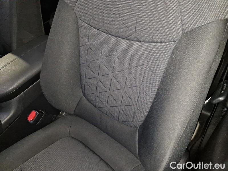  Toyota  RAV4  2019  2.5 Hyb Comfort 4WD AT #8