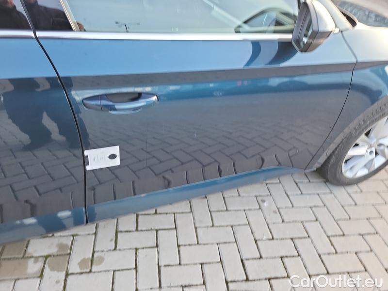  Skoda  Superb  (3V3)(2015) Supe.FL2.0TDI 110 Ambition AT #13