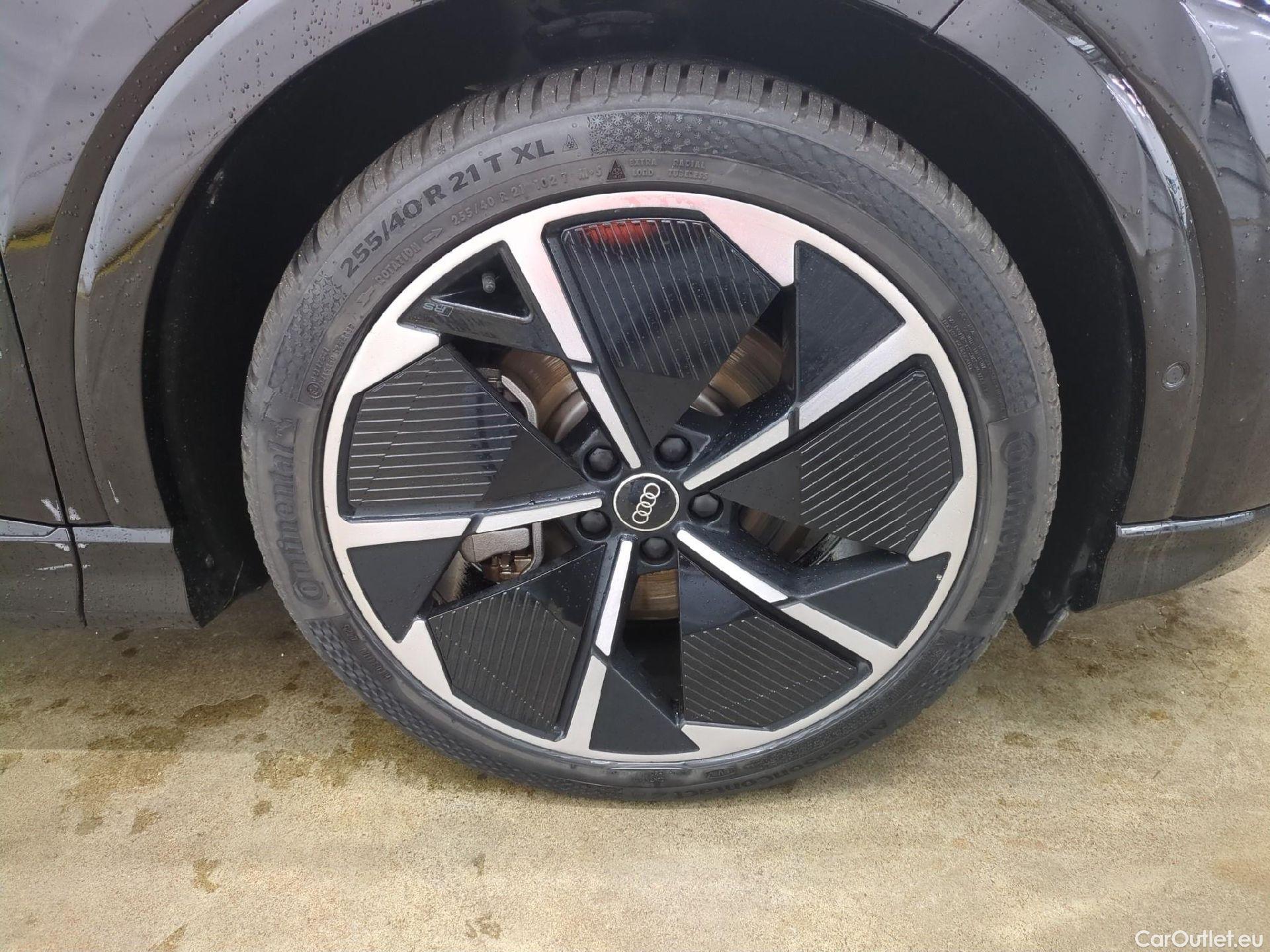  Audi  Q4 E-Tron  Sportback 40 e-tron S line 82kWh BVA #9