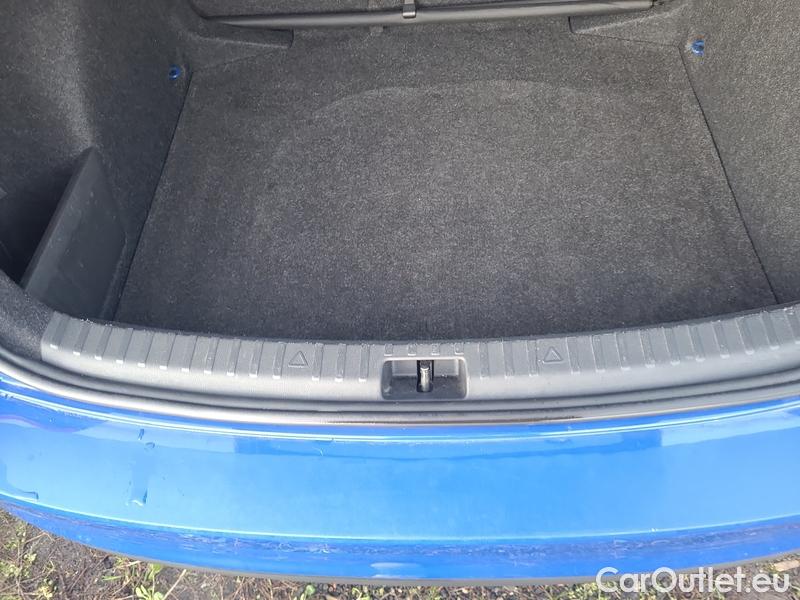  Skoda  Scala  (NW) (2019)  1.0TSI 81 Ambition 5d #17