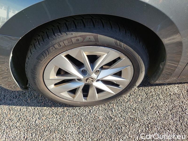  Skoda  Octavia  Lim. (NX3)(2020)  1.5TSI 110 Style 5d #3