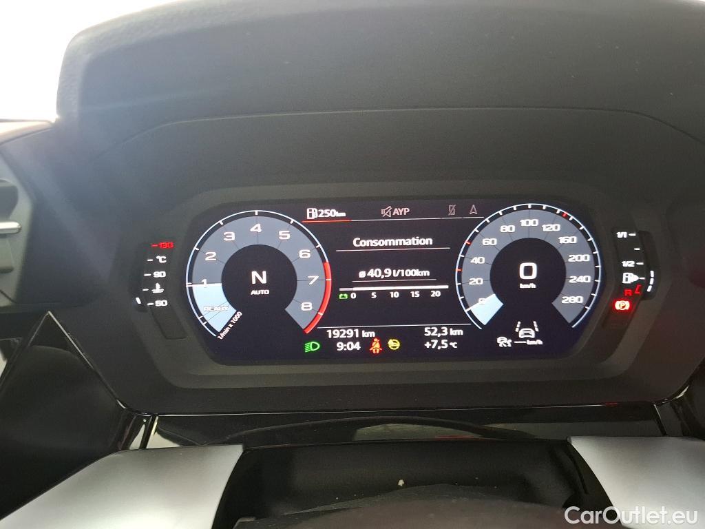  Audi  A3 AUDI  Sportback / 2020 / 5P / Berline 35 TFSI 150 MHEV S Tronic S Line #30