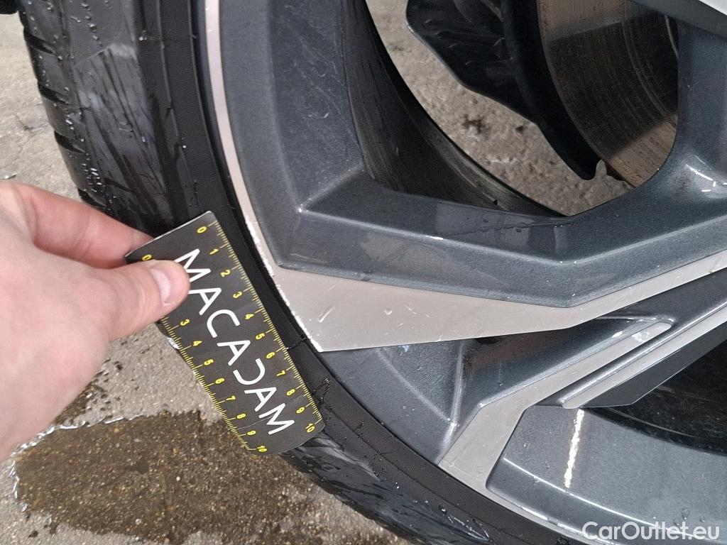  Audi  A3 AUDI  Sportback / 2020 / 5P / Berline 35 TFSI 150 MHEV S Tronic S Line #25