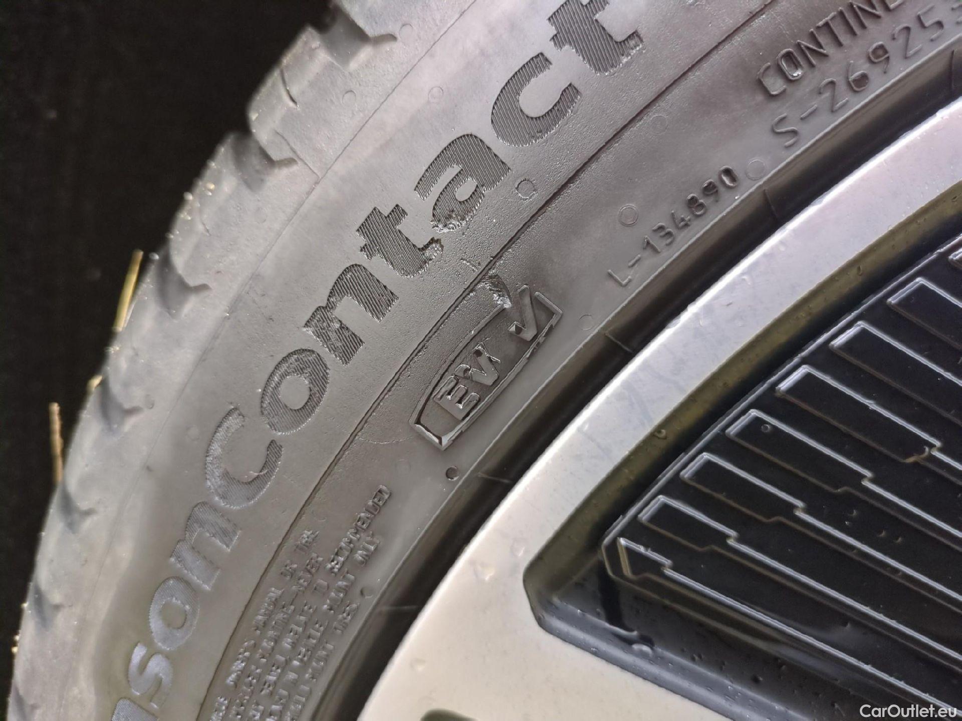  Audi  Q4 E-Tron  Sportback 40 e-tron S line 82kWh BVA #5