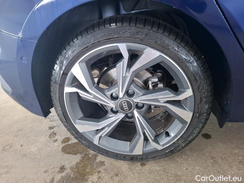  Audi  A3 AUDI  Sportback / 2020 / 5P / Berline 35 TFSI 150 MHEV S Tronic S Line #21