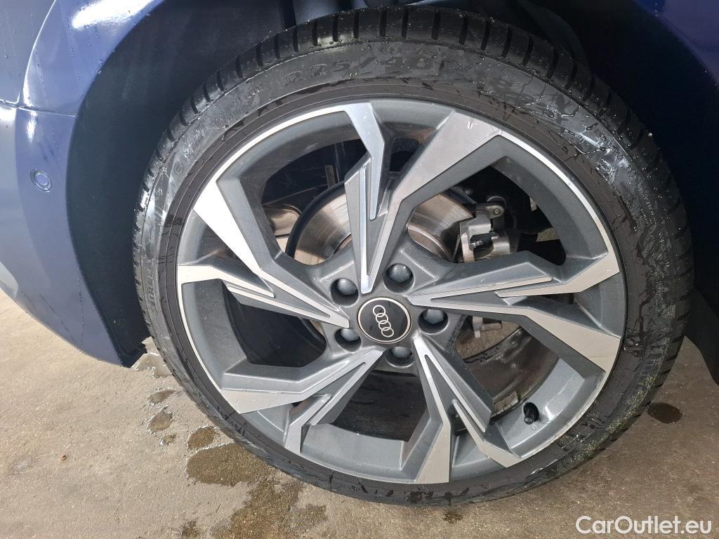  Audi  A3 AUDI  Sportback / 2020 / 5P / Berline 35 TFSI 150 MHEV S Tronic S Line #22