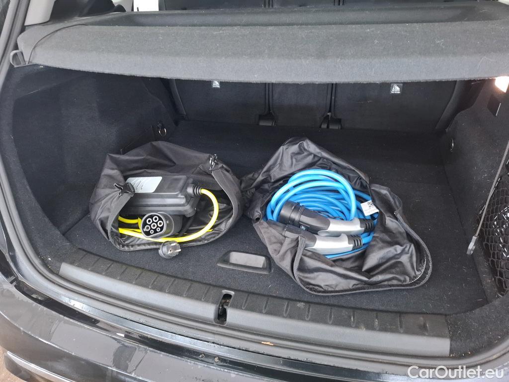  Bmw  Serie 2 BMW  Active Tourer / 2018 / 5P / monospace 225xe Luxury Auto #22