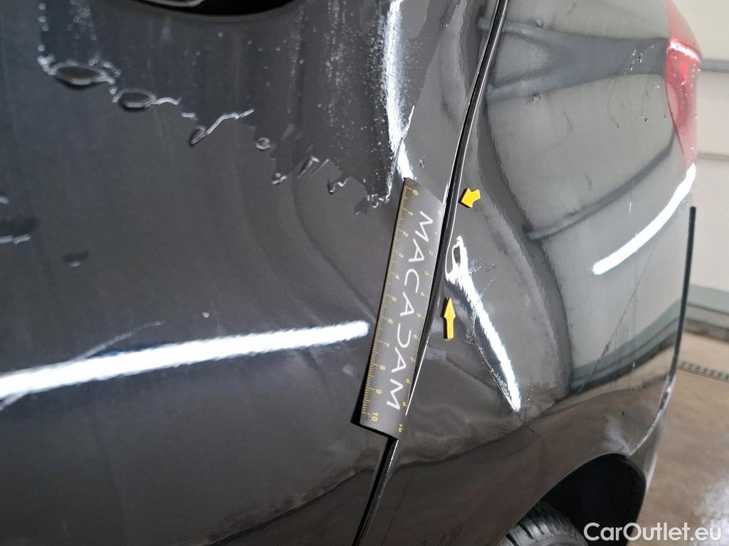  Bmw  Serie 2 BMW  Active Tourer / 2018 / 5P / monospace 225xe Luxury Auto #29