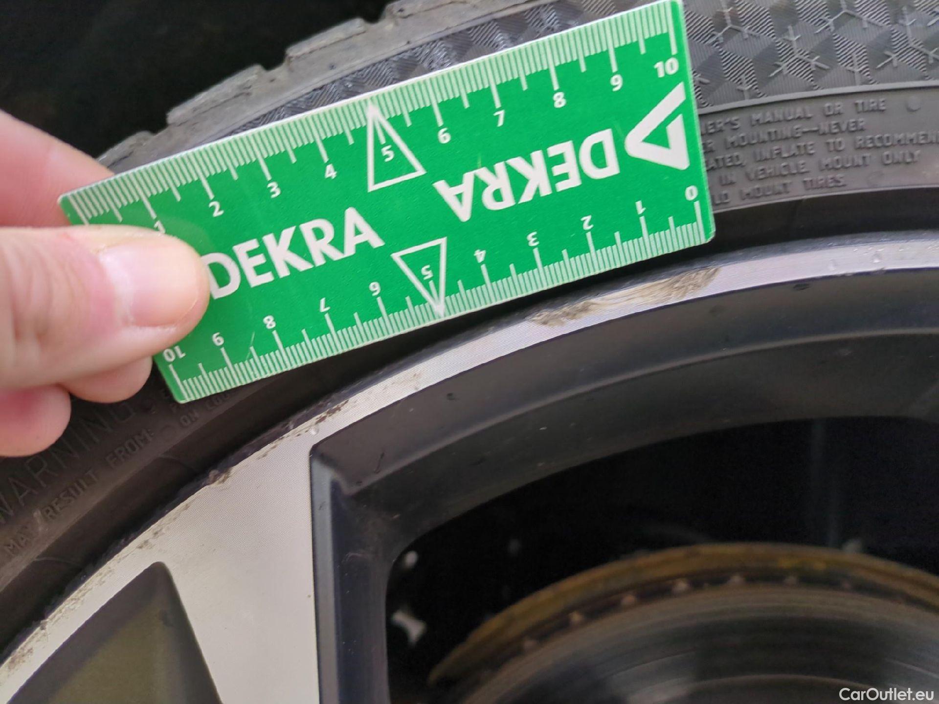  Cupra  Formentor CUPRA  / 2020 / 5P / SUV 1.4 e-HYBRID 245ch DSG6 VZ #9