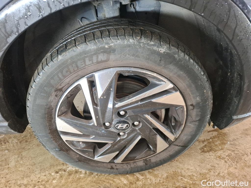  Hyundai  Bayon HYUNDAI  2021 5P SUV 10 TGDI 100 HYBRID 48V INTUITIVE #4