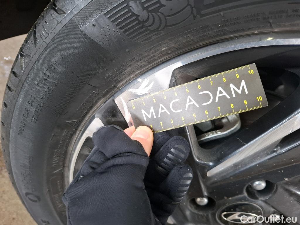  Hyundai  Bayon HYUNDAI  2021 5P SUV 10 TGDI 100 HYBRID 48V INTUITIVE #10