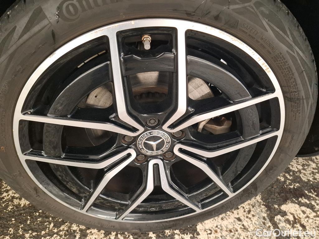  Mercedes  E-Klasse MERCEDES-BENZ Classe E Berline / 2020 / 4P / Berline 2.0 E 300 E AMG LINE AUTO #35