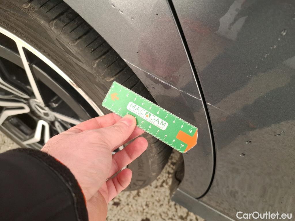  Mercedes  E-Klasse MERCEDES-BENZ Classe E Berline / 2020 / 4P / Berline 2.0 E 300 E AMG LINE AUTO #11