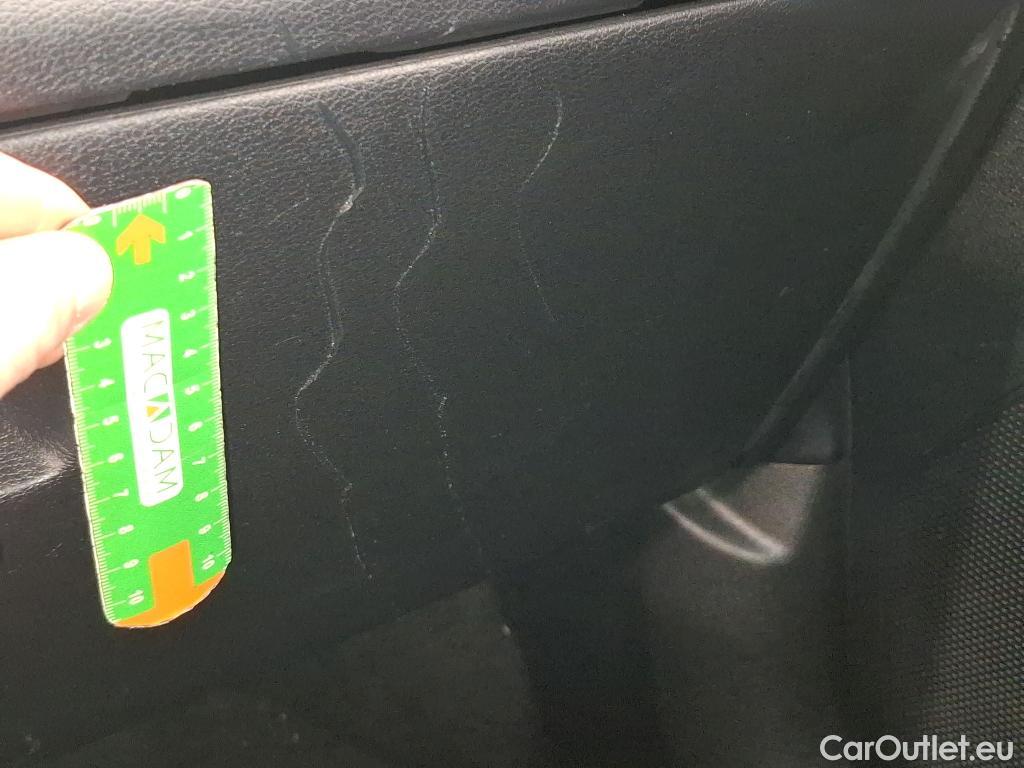  KIA  Sportage KIA  / 2021 / 5P / SUV 1.6 T-GDI 150 MHEV DCT7 GT-LINE PREMIUM #16