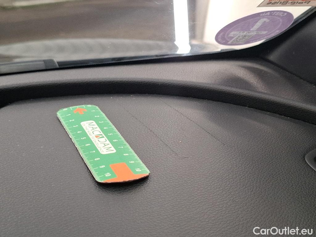  KIA  Sportage KIA  / 2021 / 5P / SUV 1.6 T-GDI 150 MHEV DCT7 GT-LINE PREMIUM #28