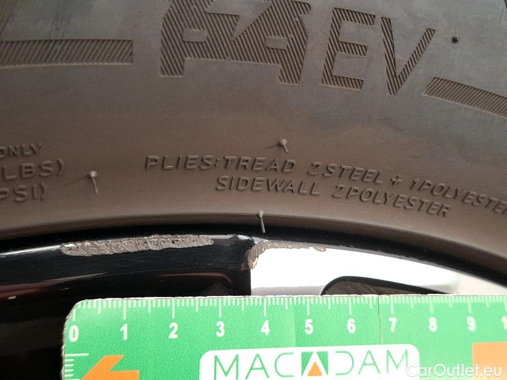  KIA  Sportage KIA  / 2021 / 5P / SUV 1.6 T-GDI 150 MHEV DCT7 GT-LINE PREMIUM #44