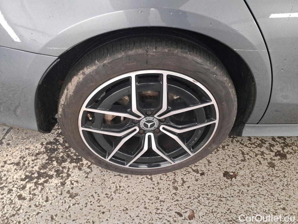  Mercedes  E-Klasse MERCEDES-BENZ Classe E Berline / 2020 / 4P / Berline 2.0 E 300 E AMG LINE AUTO #38