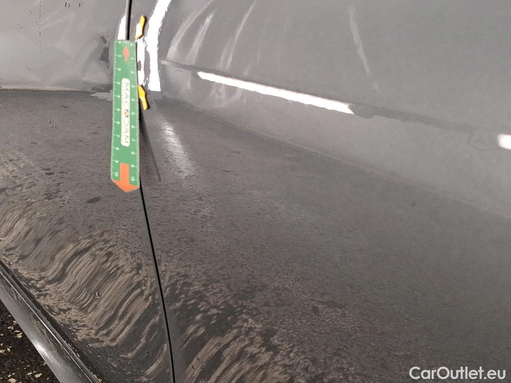  Mercedes  E-Klasse MERCEDES-BENZ Classe E Berline / 2020 / 4P / Berline 2.0 E 300 E AMG LINE AUTO #49