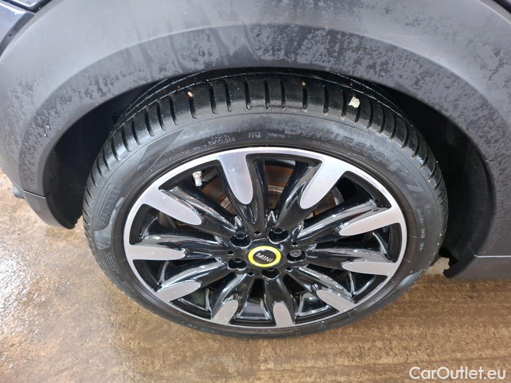  Mini  Mini   / 2014 / 3P / Berline Cooper SE Finition Yours 184 ch BVA #23