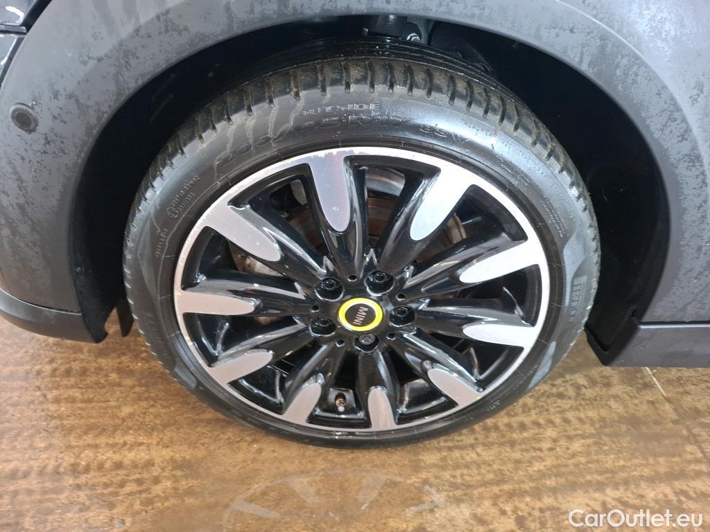  Mini  Mini   / 2014 / 3P / Berline Cooper SE Finition Yours 184 ch BVA #6