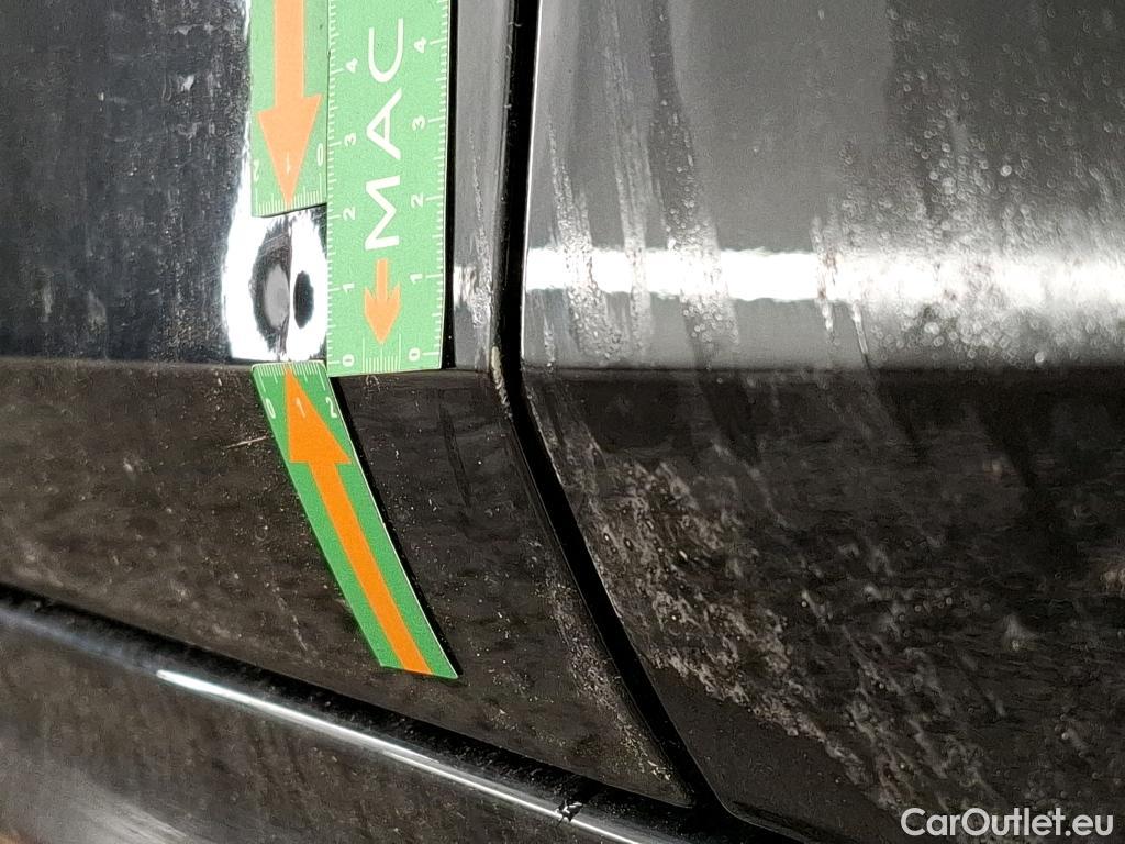  Opel  Corsa  F e Elegance Business 50kWh BVA #21