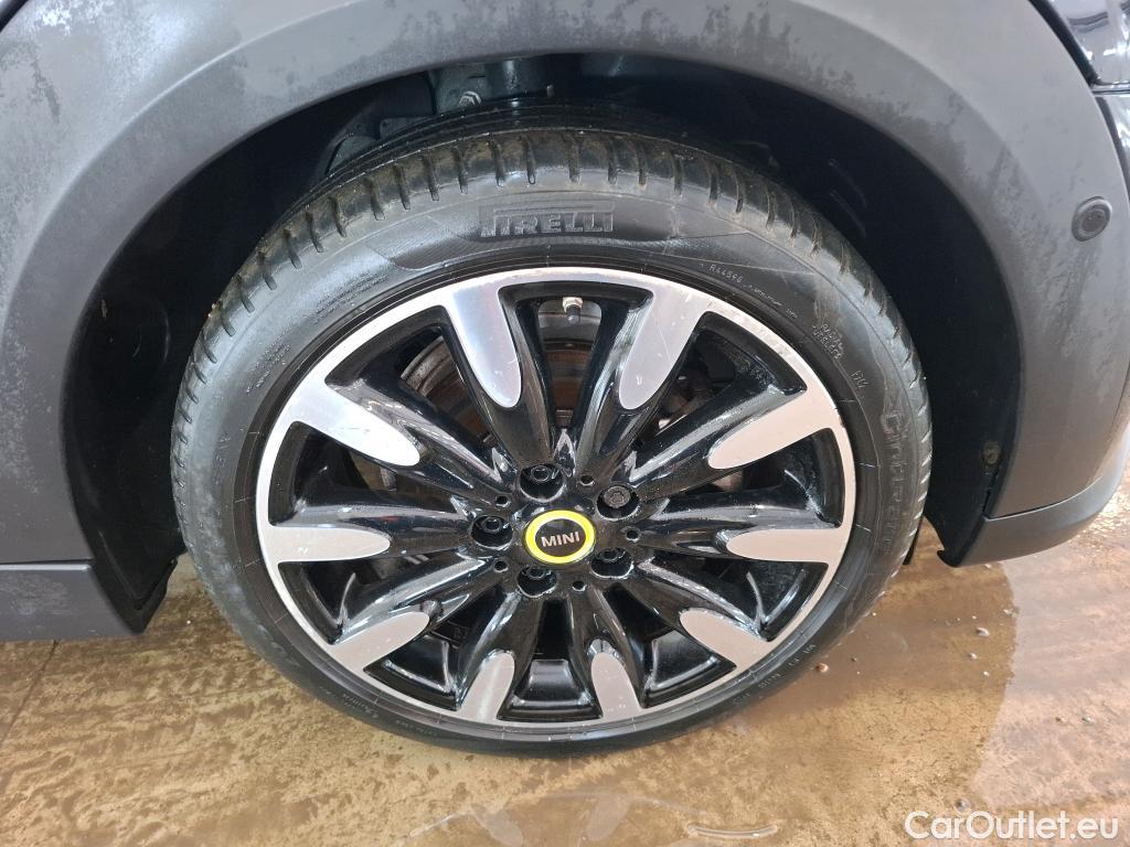 Mini  Mini   / 2014 / 3P / Berline Cooper SE Finition Yours 184 ch BVA #15