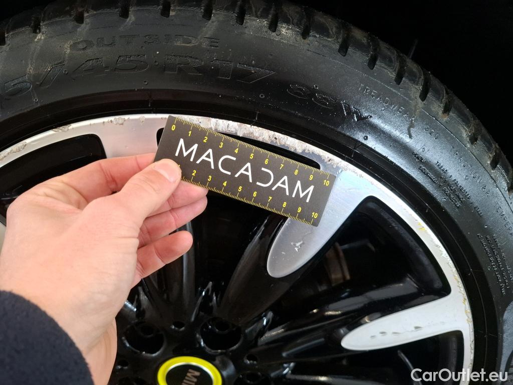  Mini  Mini   / 2014 / 3P / Berline Cooper SE Finition Yours 184 ch BVA #8